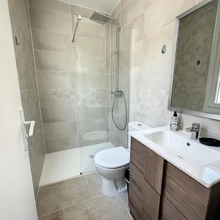 Sejour Pro Sans Stress Au Centre, Arrivee Autonome, Wifi, Parking, Vue Pyrenees Tatil Evi