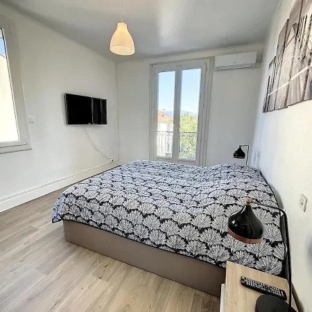 Sejour Pro Sans Stress Au Centre, Arrivee Autonome, Wifi, Parking, Vue Pyrenees Tatil Evi